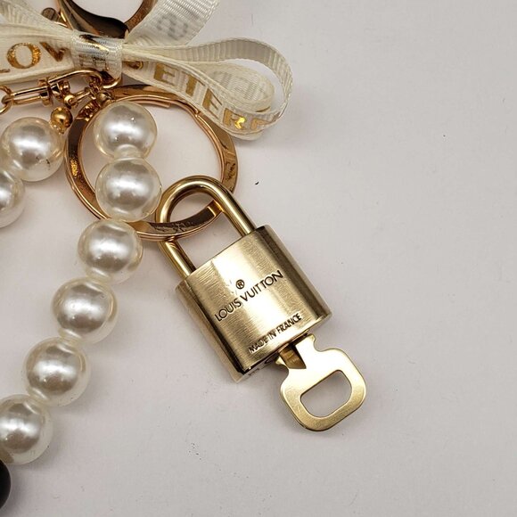 Authentic Louis Vuitton Lock & Key with unbranded Bagcharm, Keycharm, Keychain - Picture 5 of 7